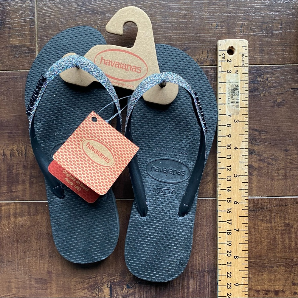 Havaianas Girls Sandals/Filp Flops Size 33 - 34 BNWT